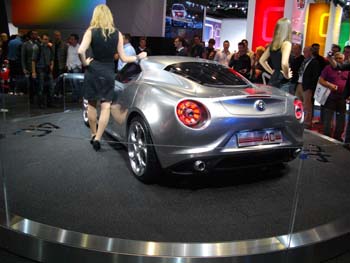 Alfa Romeo 4C (2)
