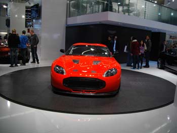 Aston martin Zagato V12 (5)