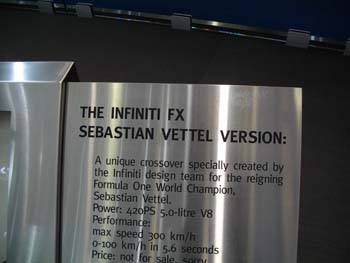 Infiniti FX Sebastian Vettel