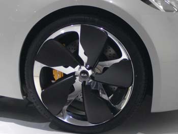 Kia GT (3)