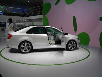 Skoda Mission L (1)